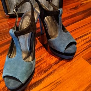 Jessica Simpson 7/12 Suede Blue Black Stilletos
